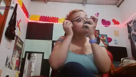 Snapshot of saray_extrovert1 chatting on 26, 6, 2026 Sara Jimenez online show from 26, 6, 2026