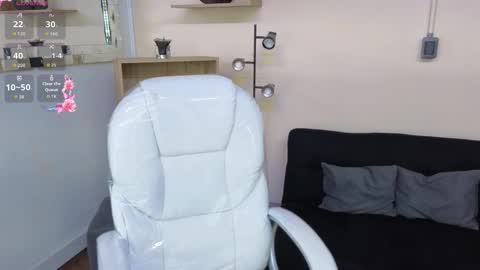  Saray  Say hi in the chat online show from 3, 11, 2025