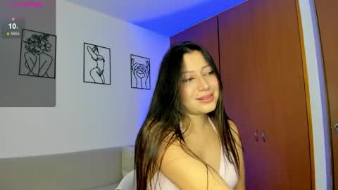 saraysweet_ online show from 4, 6, 2026