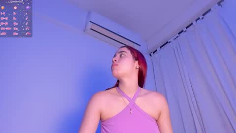 Snapshot of sarenlux chatting on 11, 11, 2025 Baby Saren online show from 11, 11, 2025