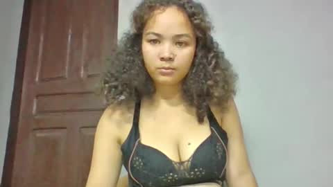 Snapshot of sarhon917962 chatting on 13, 5, 2026 sarhon917962 online show from 13, 5, 2026