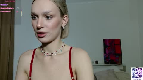 Your Selena 3 online show from 8, 2, 2026