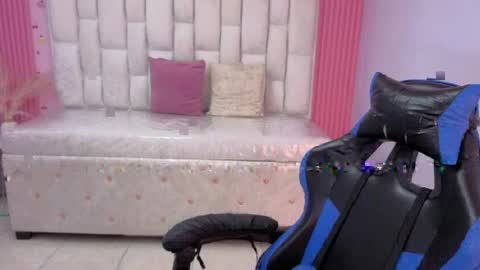 Snapshot of sarita_09_s chatting on 12, 5, 2026 Sara online show from 12, 5, 2026