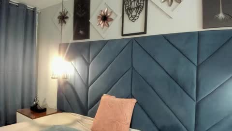 Sara  online show from 18, 2, 2025