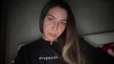 Sarrah online show from 28, 10, 2025