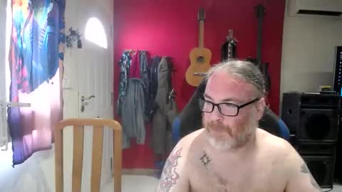 Giselle and Jay online show from 17, 9, 2025