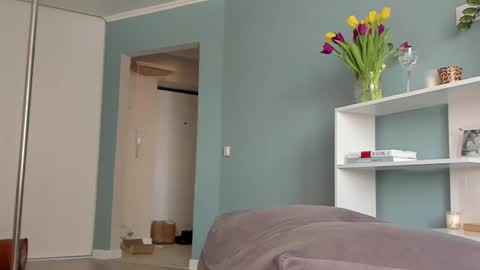 Sasha online show from 9, 3, 2025