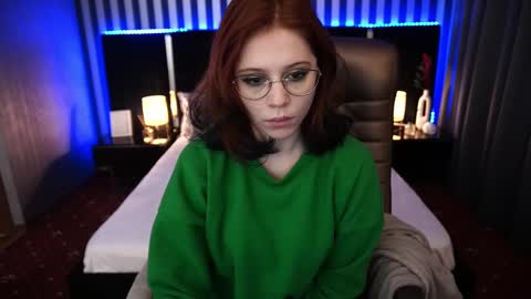 Snapshot of sasha_exclusive chatting on 25, 2, 2025 Sasha Exclusive online show from 25, 2, 2025