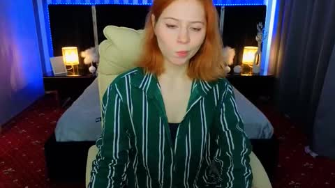 Snapshot of sasha_exclusive chatting on 28, 9, 2025 Sasha Exclusive online show from 28, 9, 2025