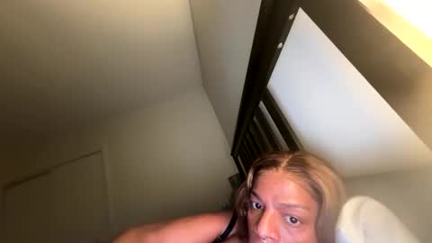 sashacoxxx online show from 11, 4, 2026