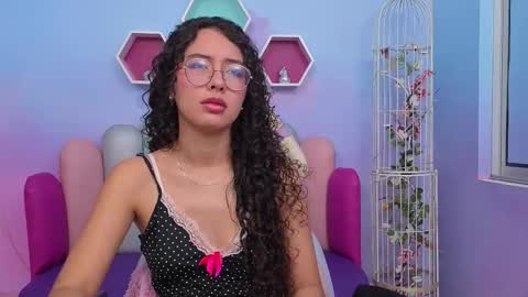 SashaMonroee  online show from 16, 11, 2025