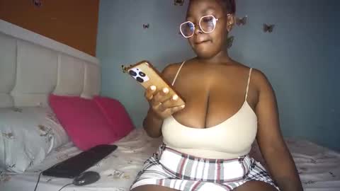 Snapshot of sassy100936 chatting on 19, 4, 2026 Spicyd online show from 19, 4, 2026