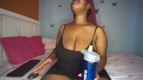 Snapshot of sassy100936 chatting on 24, 4, 2026 Spicyd online show from 24, 4, 2026