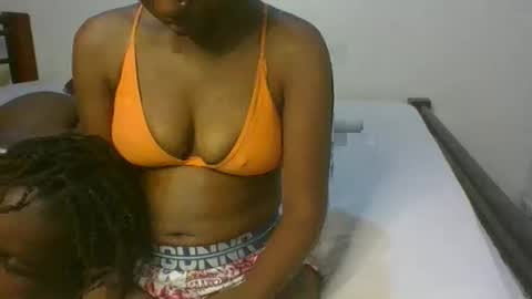 sassybrown25 online show from 15, 1, 2026