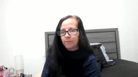 Snapshot of sassypeachgoddess chatting on 22, 10, 2025 sassypeachgoddess online show from 22, 10, 2025