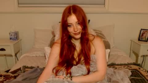 Snapshot of satrinarose chatting on 14, 1, 2025 Rose online show from 14, 1, 2025