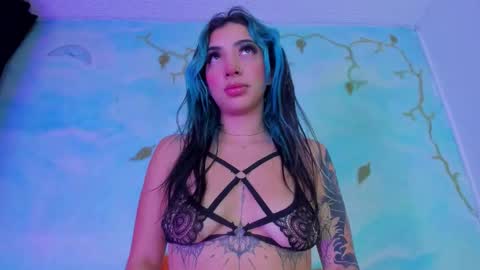 Saturnooo online show from 12, 11, 2025