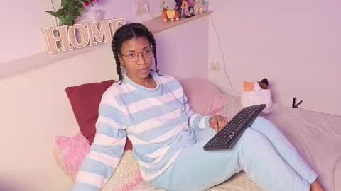 Snapshot of saturno_vibes chatting on 13, 2, 2026 saturno_vibes online show from 13, 2, 2026