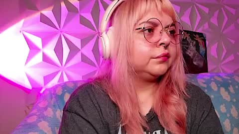 Snapshot of satyn_doll chatting on 20, 4, 2026 Gina George online show from 20, 4, 2026