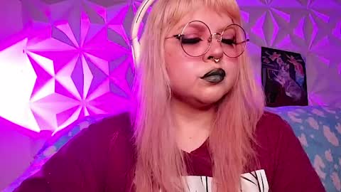 Snapshot of satyn_doll chatting on 26, 4, 2026 Gina George online show from 26, 4, 2026