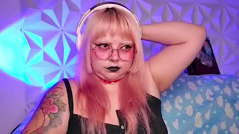 Snapshot of satyn_doll chatting on 30, 4, 2026 Gina George online show from 30, 4, 2026