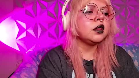 Snapshot of satyn_doll chatting on 3, 5, 2026 Gina George online show from 3, 5, 2026