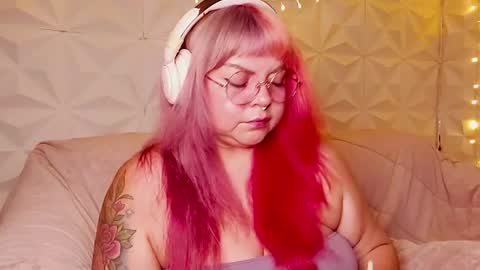 Snapshot of satyn_doll chatting on 22, 7, 2026 Gina George online show from 22, 7, 2026