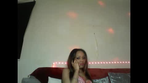 Snapshot of saucy_shanice chatting on 26, 1, 2025 Shaniiice online show from 26, 1, 2025