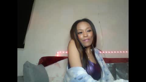 Snapshot of saucy_shanice chatting on 26, 1, 2025 Shaniiice online show from 26, 1, 2025