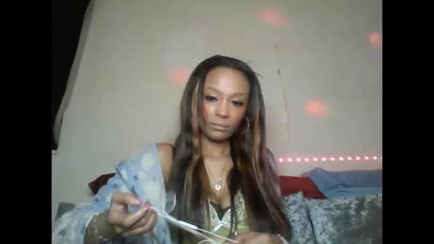 Snapshot of saucy_shanice chatting on 8, 2, 2025 Shaniiice online show from 8, 2, 2025