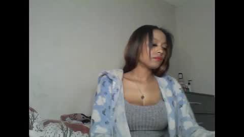 Snapshot of saucy_shanice chatting on 17, 2, 2025 Shaniiice online show from 17, 2, 2025