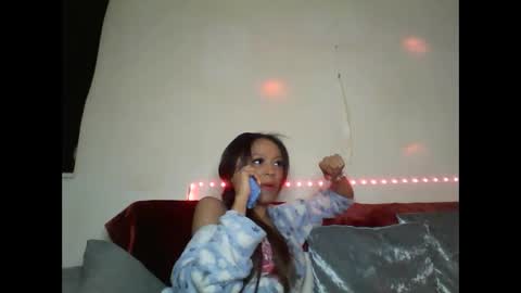 Snapshot of saucy_shanice chatting on 25, 2, 2025 Shaniiice online show from 25, 2, 2025