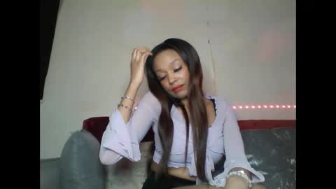 Snapshot of saucy_shanice chatting on 26, 2, 2025 Shaniiice online show from 26, 2, 2025