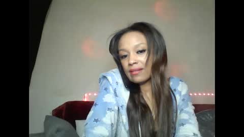 Snapshot of saucy_shanice chatting on 28, 2, 2025 Shaniiice online show from 28, 2, 2025
