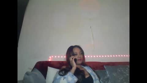 Snapshot of saucy_shanice chatting on 6, 3, 2025 Shaniiice online show from 6, 3, 2025