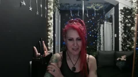 SaucySky online show from 20, 2, 2025