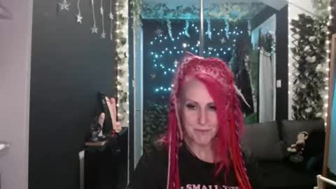 SaucySky online show from 23, 9, 2025