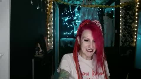 SaucySky online show from 11, 10, 2025