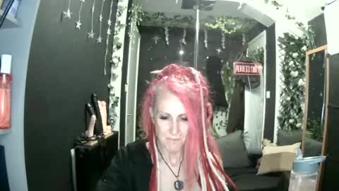 Snapshot of saucysky chatting on 18, 6, 2026 SaucySky online show from 18, 6, 2026