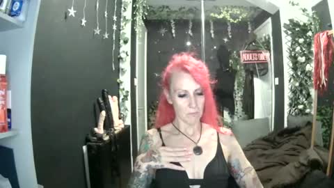 Snapshot of saucysky chatting on 15, 7, 2026 SaucySky online show from 15, 7, 2026