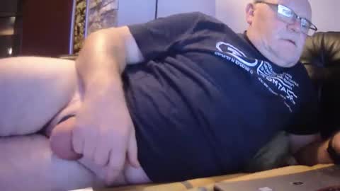 Snapshot of saugeil123 chatting on 1, 11, 2025 saugeil123 online show from 1, 11, 2025