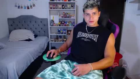 Snapshot of saulomiralles chatting on 7, 10, 2025 Saulo online show from 7, 10, 2025