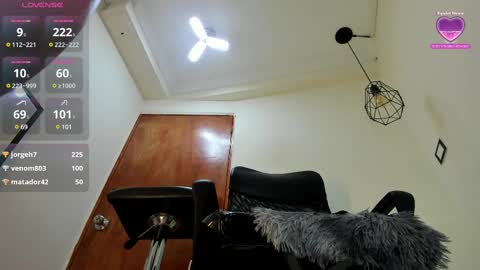 Snapshot of sava_lee chatting on 7, 3, 2025 Sava lee online show from 7, 3, 2025