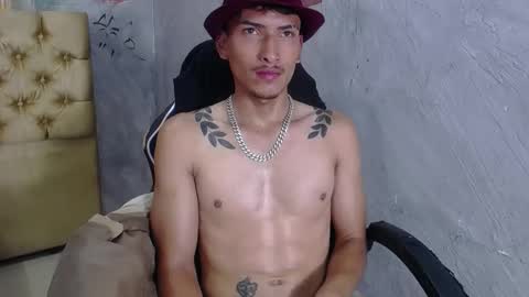 SavageLover  online show from 19, 12, 2025