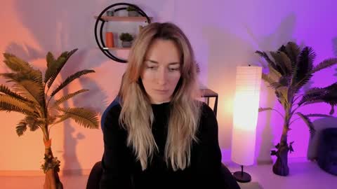 Snapshot of save_the_qween chatting on 31, 1, 2025 save the qween online show from 31, 1, 2025