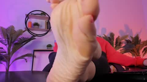 Snapshot of save_the_qween chatting on 3, 2, 2025 save the qween online show from 3, 2, 2025