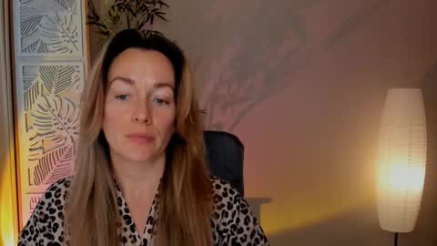 Snapshot of save_the_qween chatting on 11, 2, 2026 save the qween online show from 11, 2, 2026