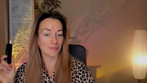 Snapshot of save_the_qween chatting on 13, 2, 2026 save the qween online show from 13, 2, 2026