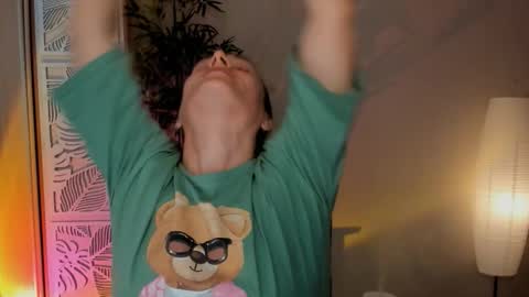 Snapshot of save_the_qween chatting on 15, 2, 2026 save the qween online show from 15, 2, 2026