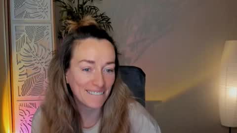 Snapshot of save_the_qween chatting on 22, 2, 2026 save the qween online show from 22, 2, 2026